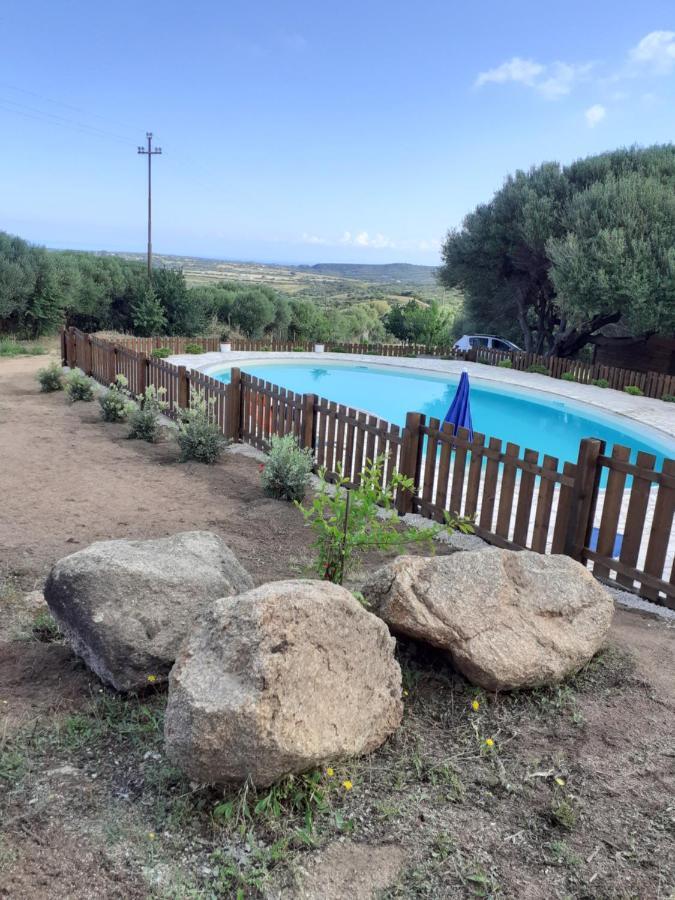 Gli Olivastri Con Piscina,Solarium, Vista Mare ,Sole -Mare E Tanta Natura ,Climatizzatore,Wifi 阿列恩图 外观 照片