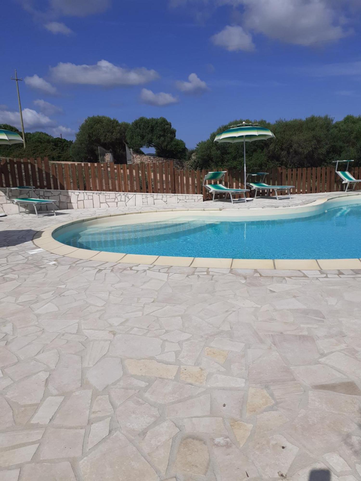 Gli Olivastri Con Piscina,Solarium, Vista Mare ,Sole -Mare E Tanta Natura ,Climatizzatore,Wifi 阿列恩图 外观 照片